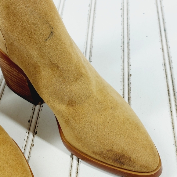 Bp Brynne Tan Suede Block Heel Pointy Toe Ankle Booties K61 - Picture 10 of 11